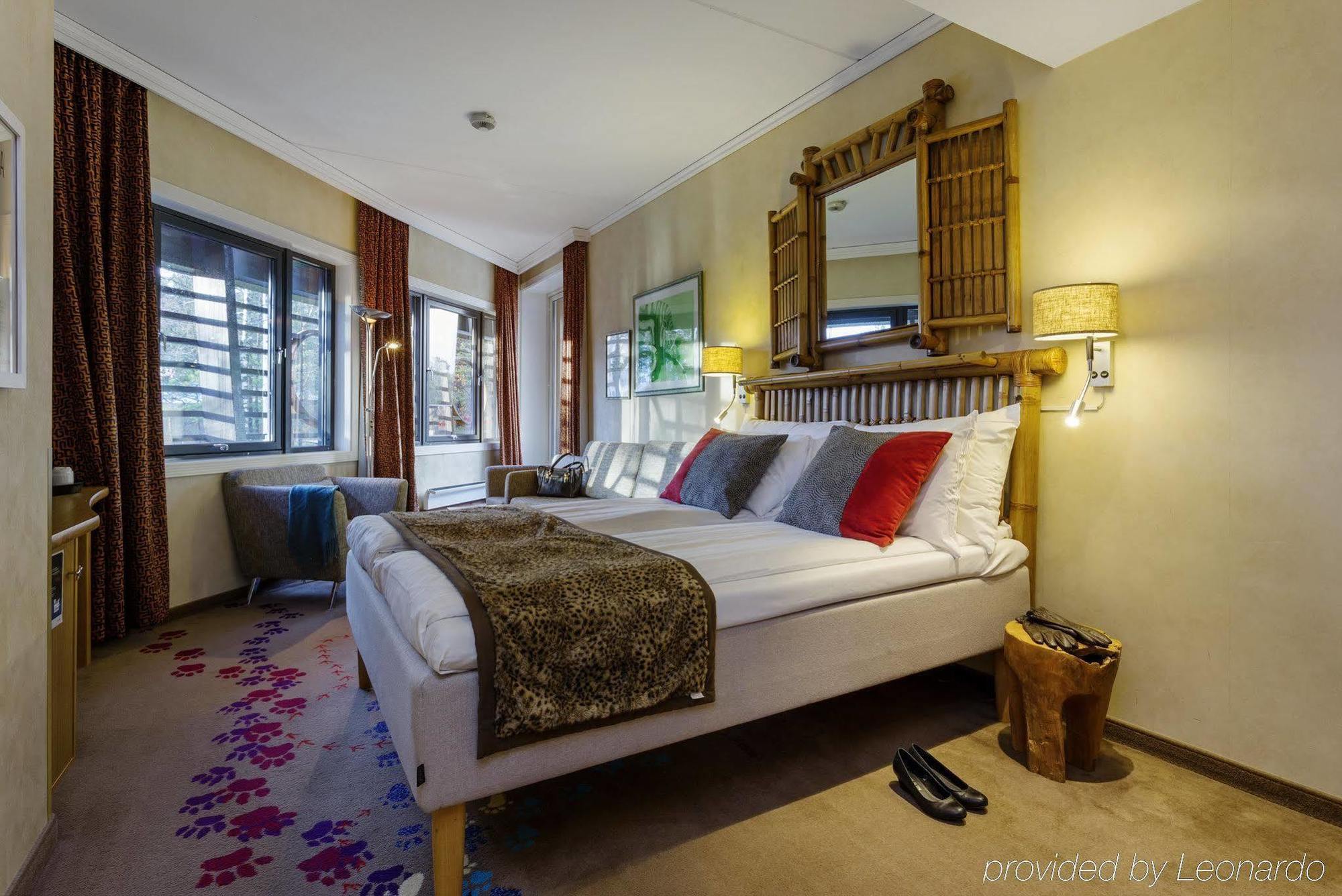 Dyreparken Safarihotell Kristiansand Bagian luar foto